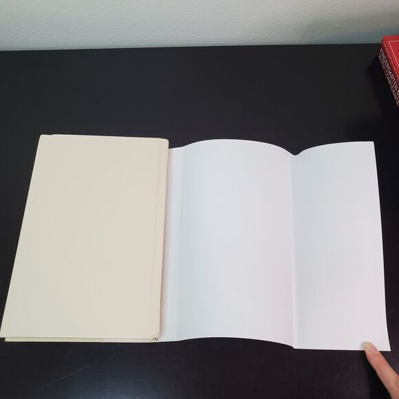 If the Legends Fade by Tom Hendrix 2016 Hardcover With Dust Jacket - Picture 7 of 13